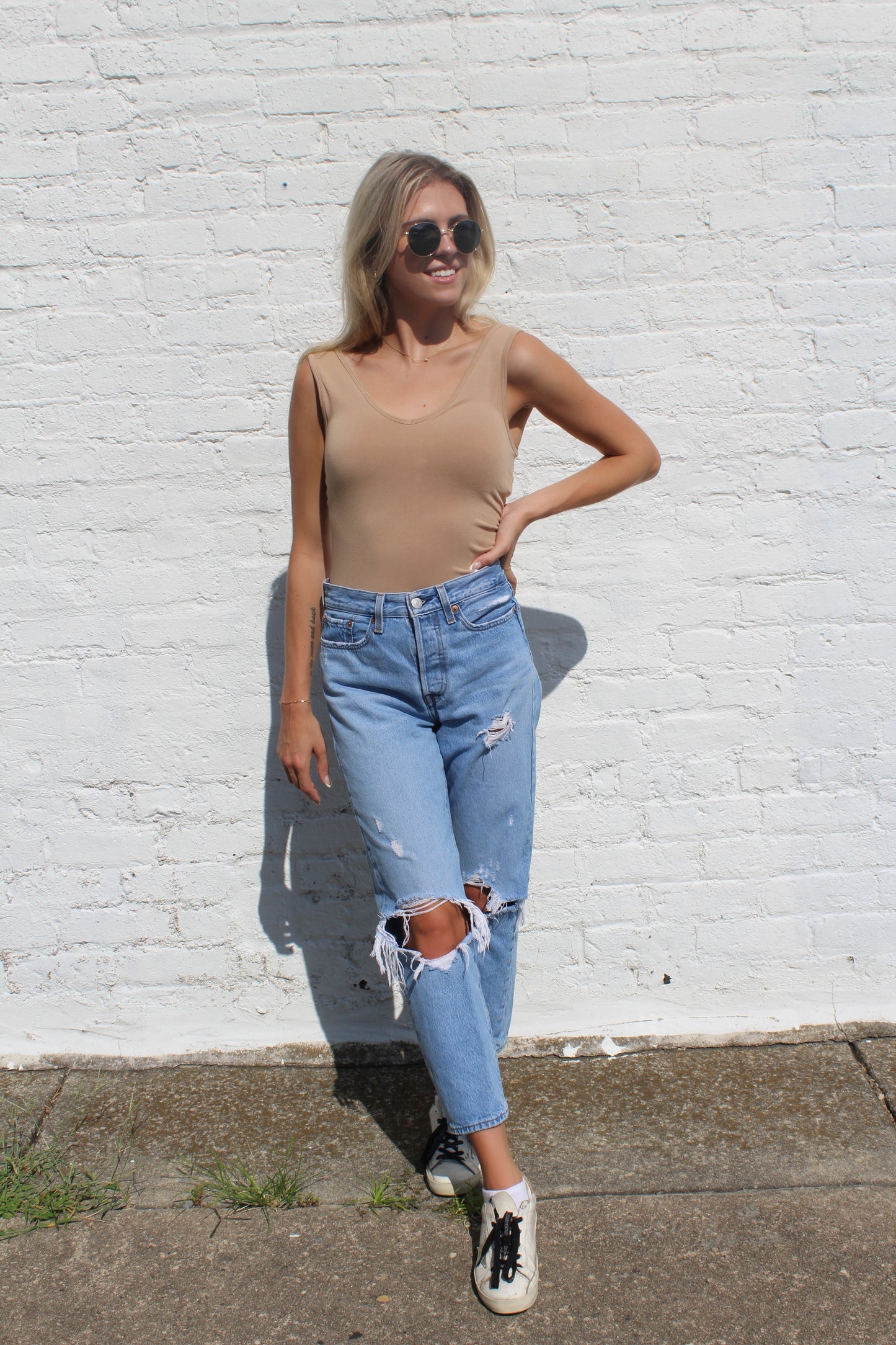 Tan Built In Reversible Tank