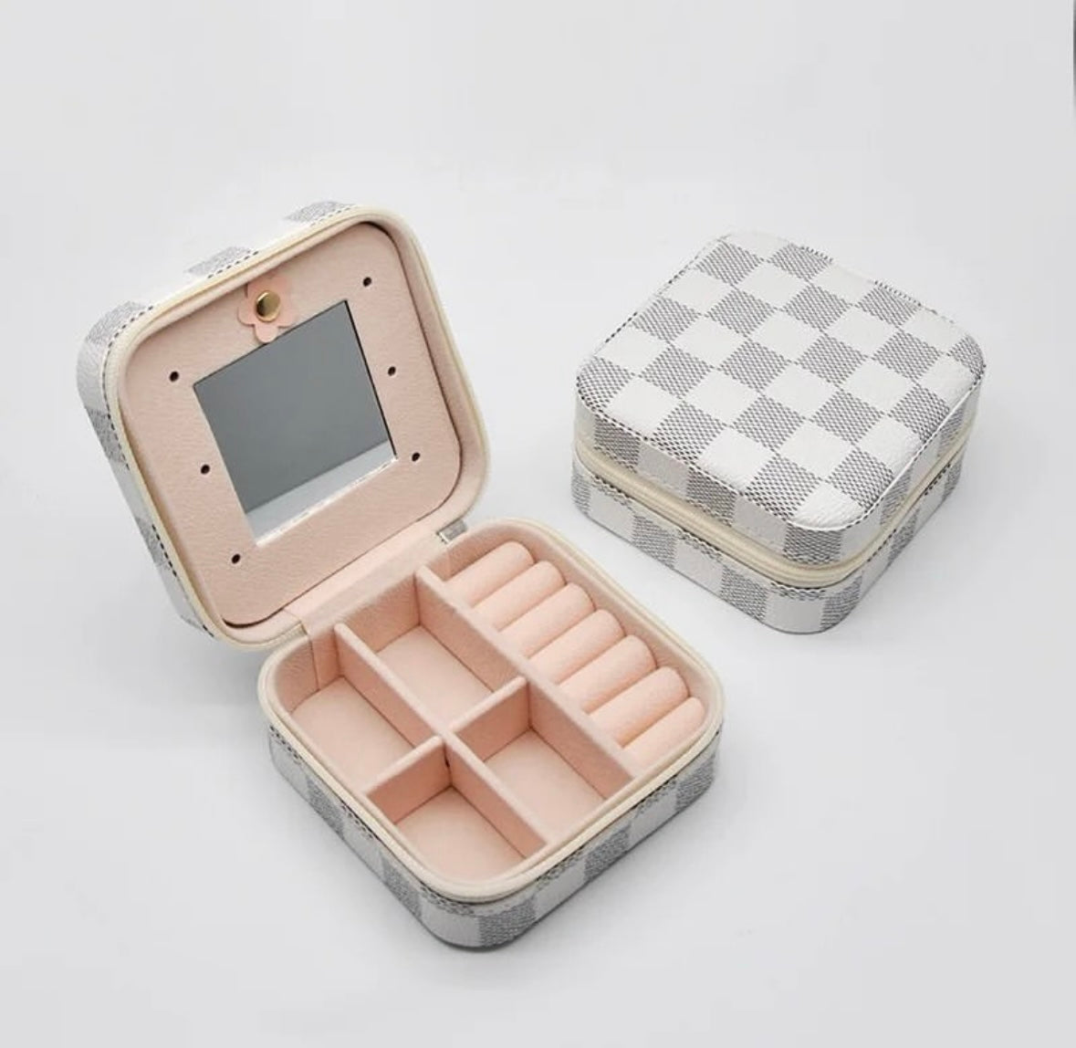 Checkered Travel Jewelry Case